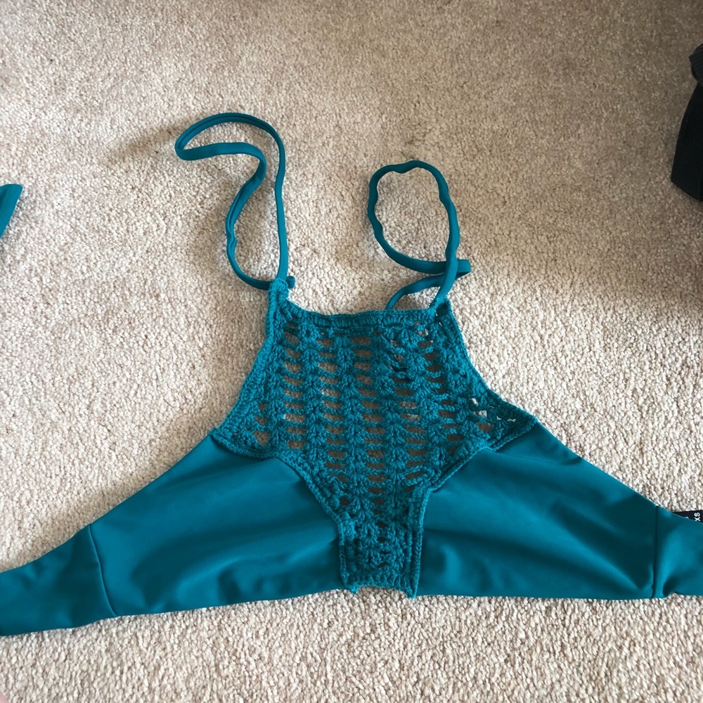 Bikini top
